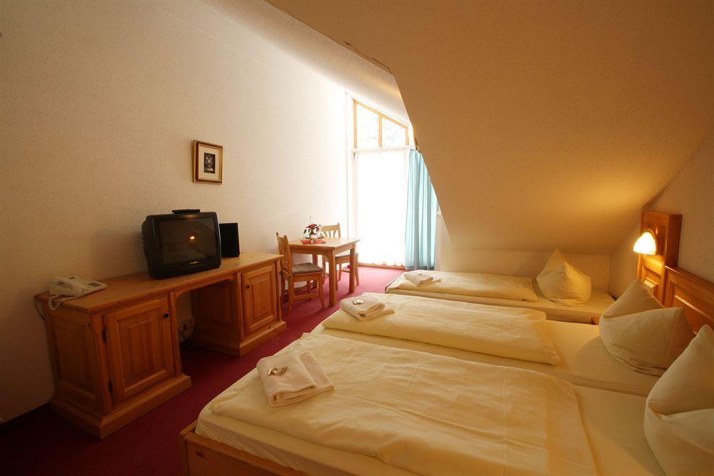 Hotel Ahornhof Lindberg ภายนอก รูปภาพ
