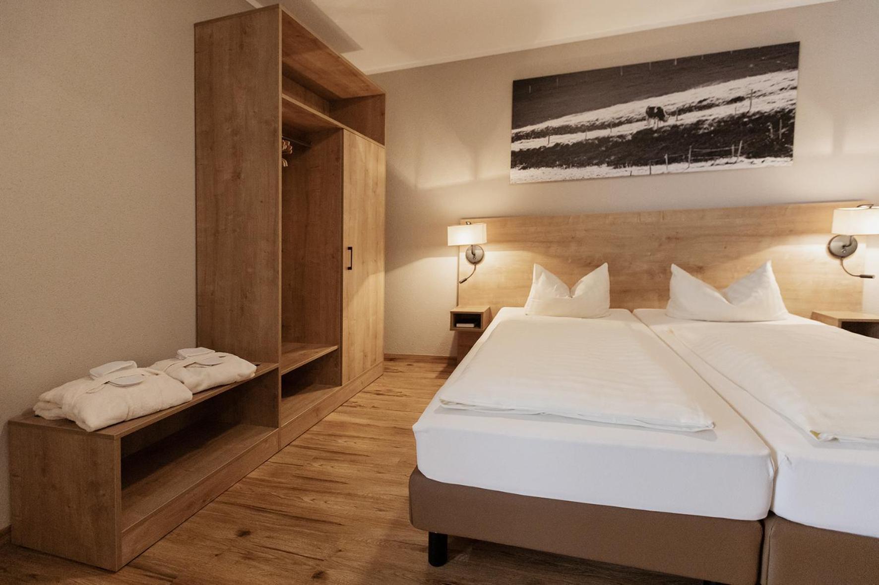 Hotel Ahornhof Lindberg ภายนอก รูปภาพ