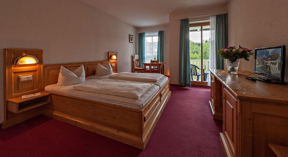 Hotel Ahornhof Lindberg ภายนอก รูปภาพ